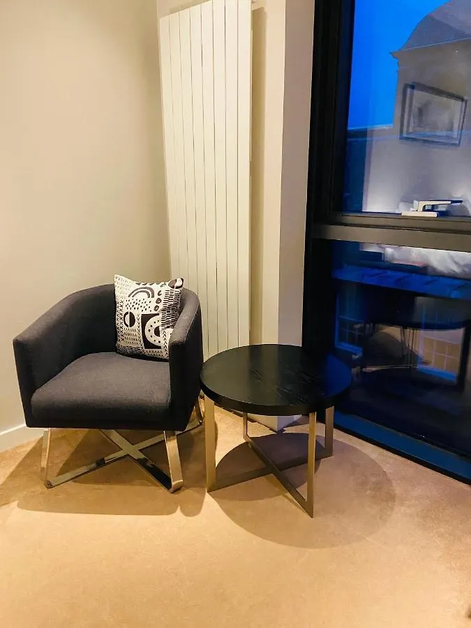 אדינבורו Quartermile Meadows View 2 Bedroom Apartment - With Free Parking