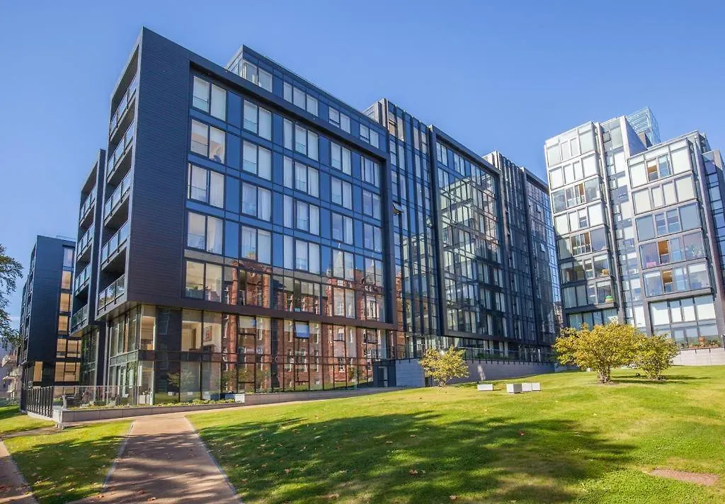 Quartermile Meadows View 2 Bedroom Apartment - With Free Parking Edinburgh 0*,  United Kingdom